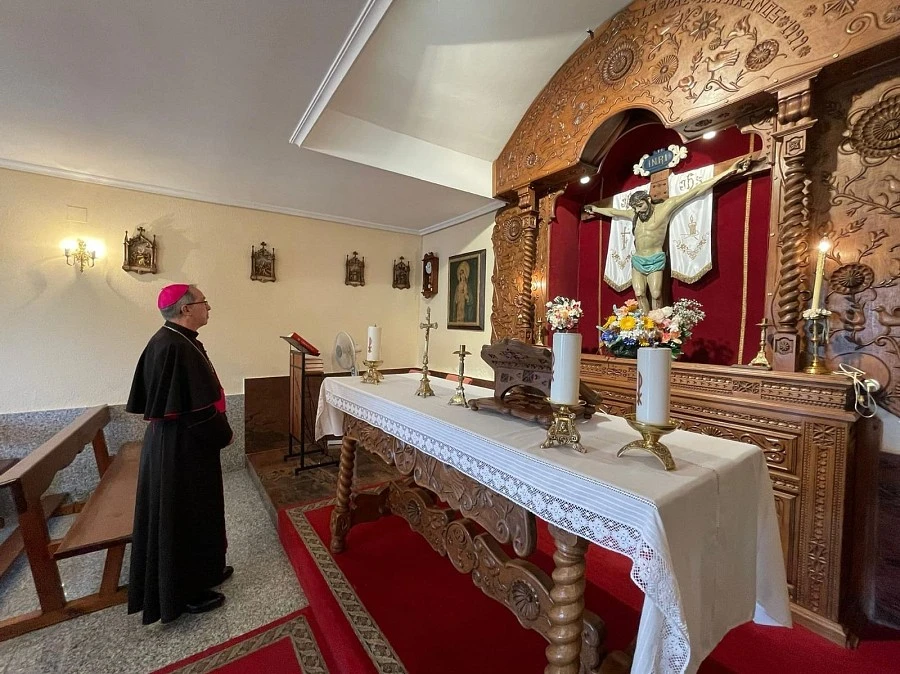 Visita de Don Fernando Varela, obispo de Zamora Visita de Don Fernando Varela, obispo de Zamora