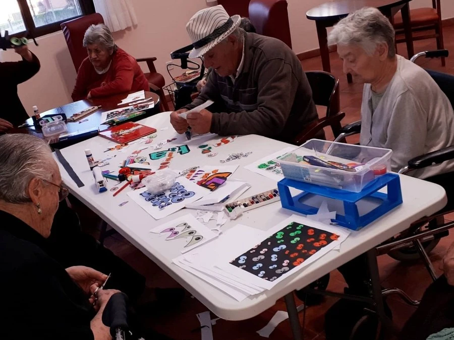 Talleres y manualidades Talleres y manualidades