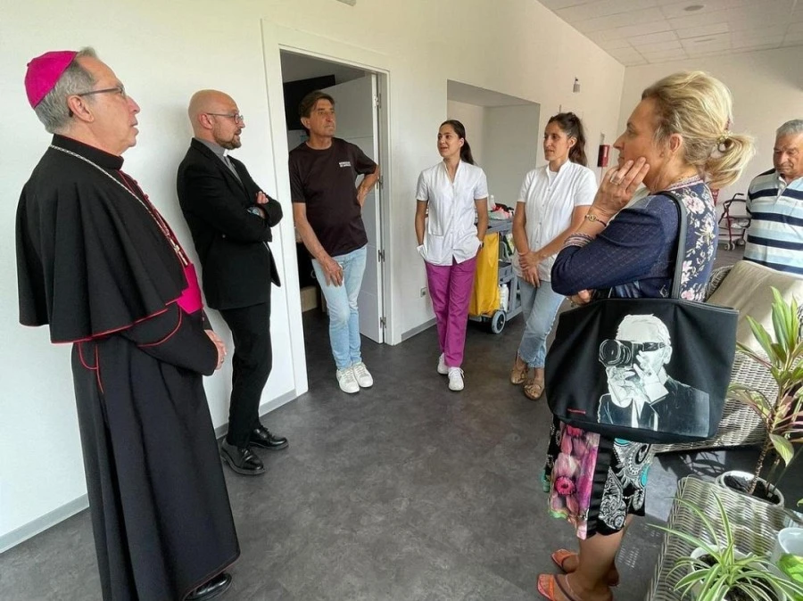 Visita de Don Fernando Varela, obispo de Zamora Visita de Don Fernando Varela, obispo de Zamora